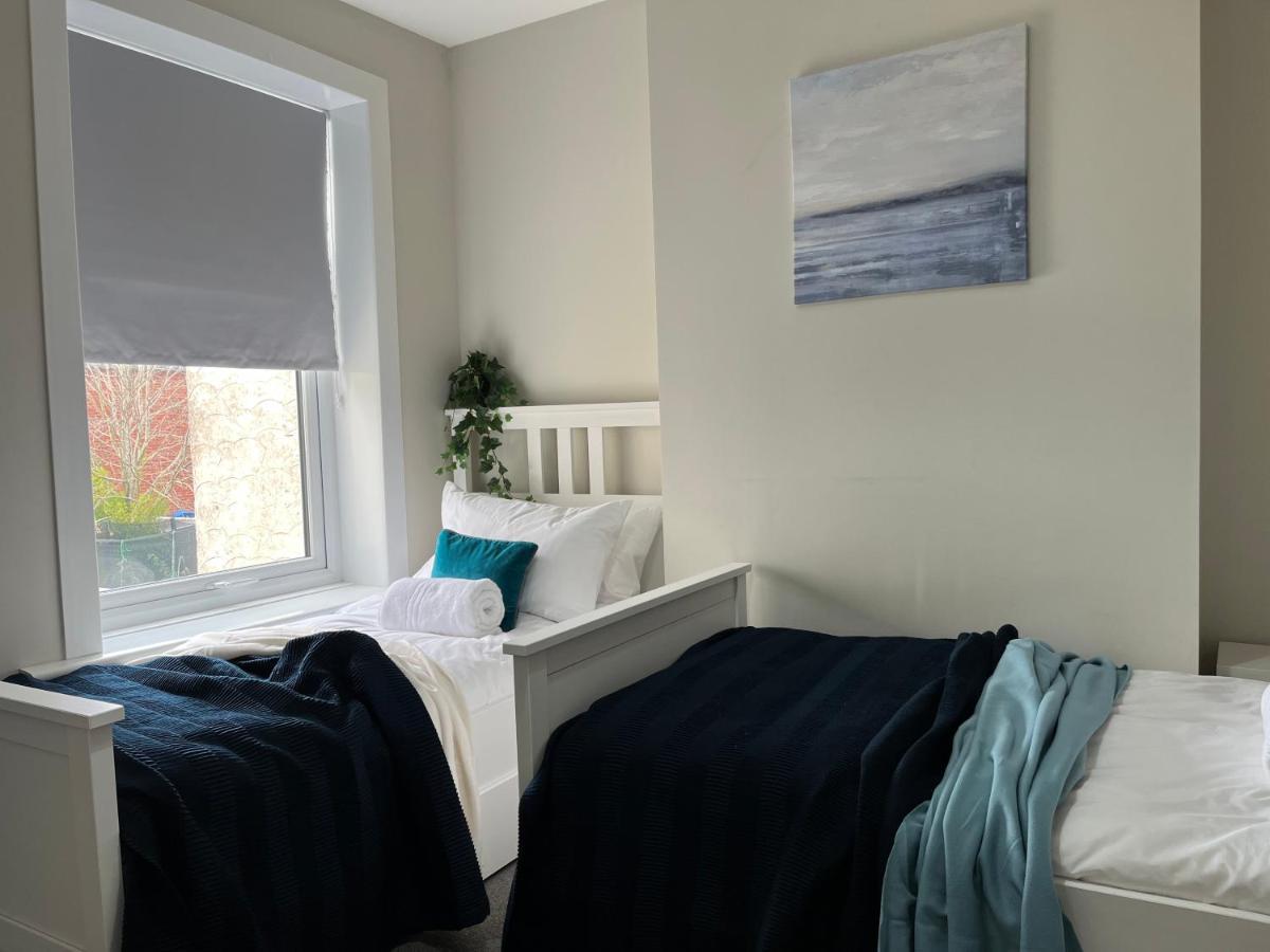 Three Bedroom With Garden * Саутгемптон